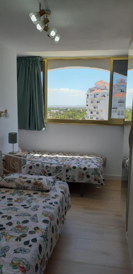 Primera Linea De Playa En Valdelagrana Apartment El Puerto de Santa Maria