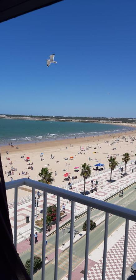 Primera Linea De Playa En Valdelagrana Apartment El Puerto de Santa Maria
